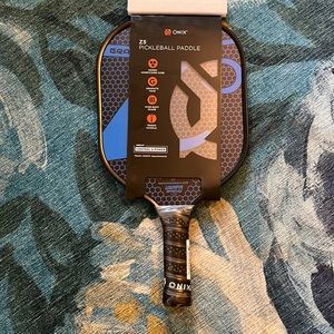 NEW Onix Z5 Pickleball Paddle